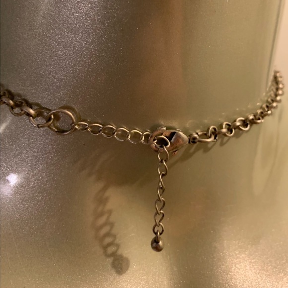 🎁 5/$35 Unknown Brand || Metal Statement Necklace - Picture 5 of 5